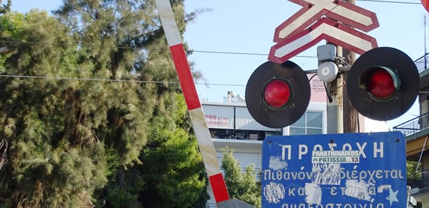 Πέθανε την ώρα που κατέβαζε τις μπάρες 